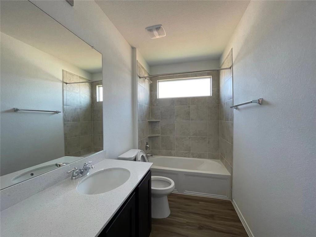 211 Coventry Drive , Hutto, TX, 78634 | 3691930 | Realty Texas LLC