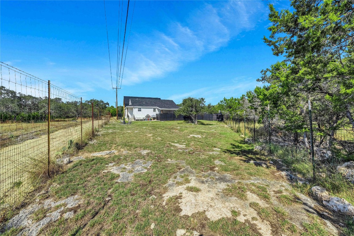 15 Sweetwater Circle , Wimberley, TX, 78676 | 9561702 | Realty Texas LLC