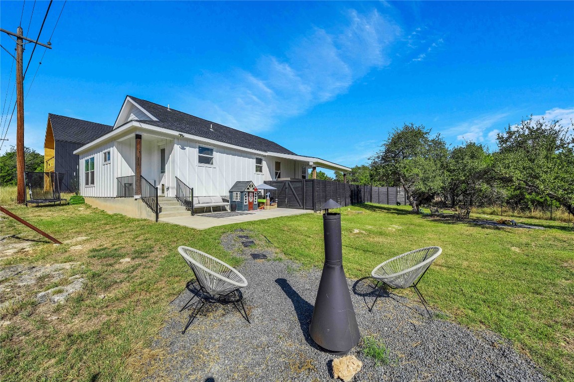 15 Sweetwater Circle , Wimberley, TX, 78676 | 9561702 | Realty Texas LLC