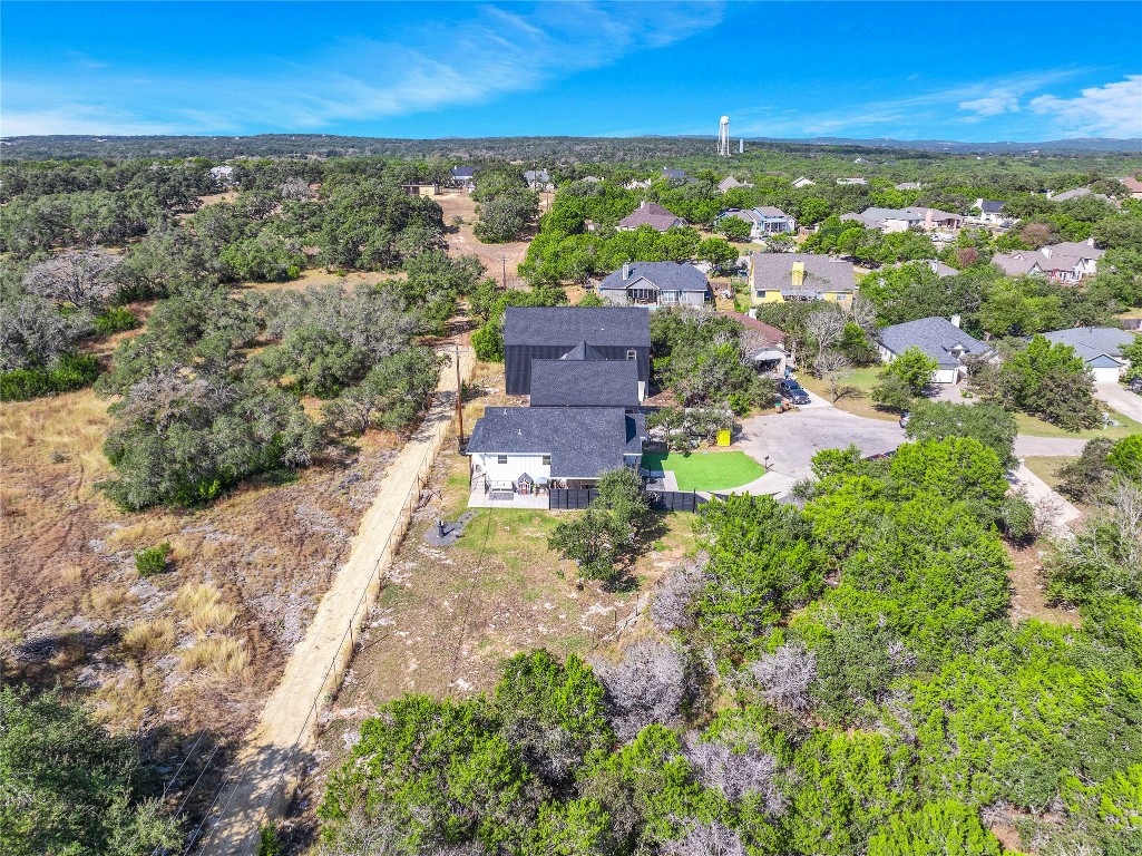 15 Sweetwater Circle , Wimberley, TX, 78676 | 9561702 | Realty Texas LLC