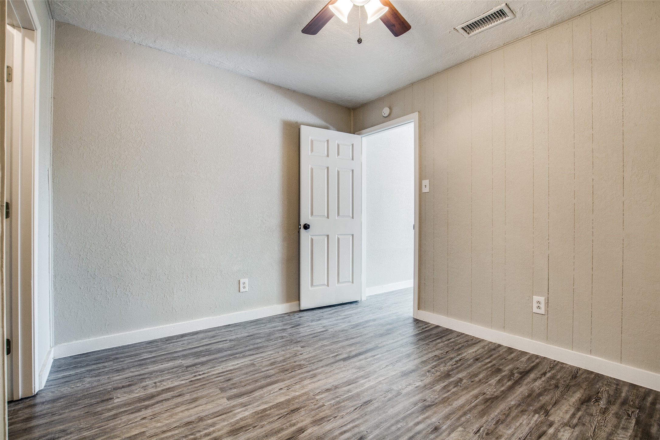 4820 Oak Ave Street 6 , Pasadena, TX, 77503 | 92724586 | Realty Texas LLC