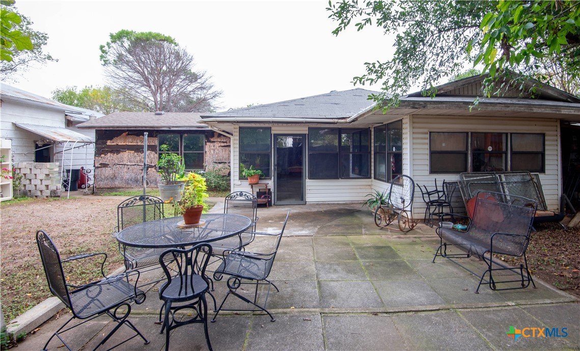109 S Monroe Street , McGregor, TX, 76657 | 574935 | Realty Texas LLC