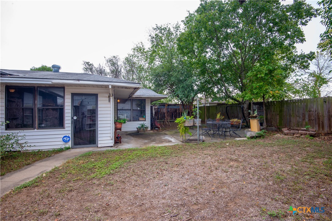 109 S Monroe Street , McGregor, TX, 76657 | 574935 | Realty Texas LLC
