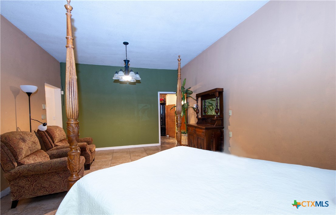 109 S Monroe Street , McGregor, TX, 76657 | 574935 | Realty Texas LLC