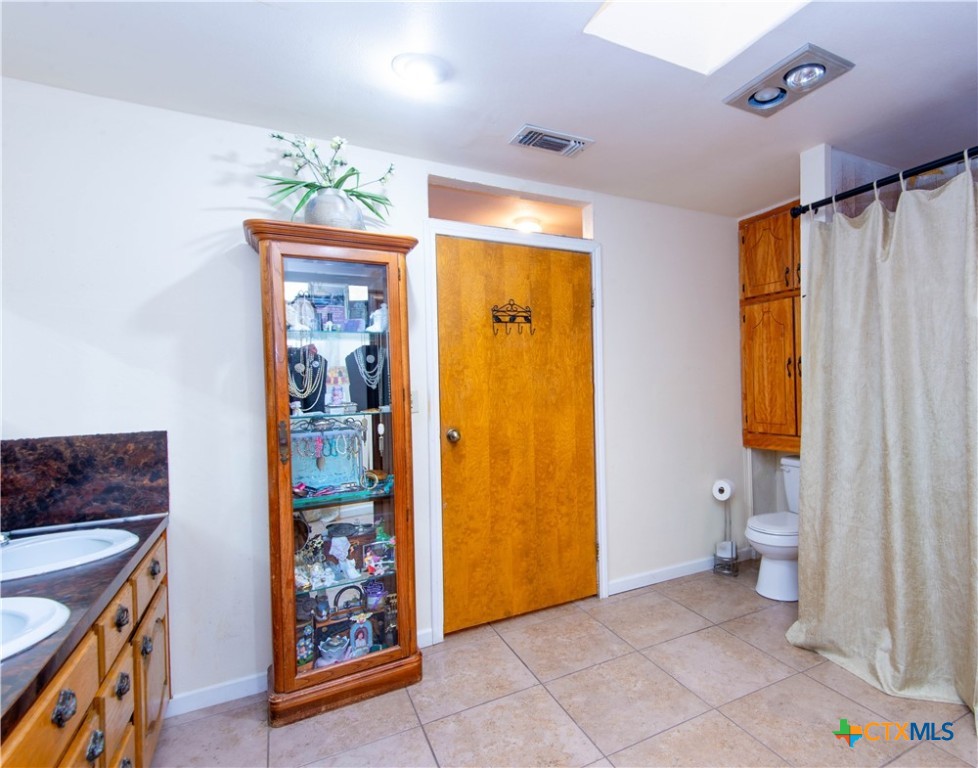 109 S Monroe Street , McGregor, TX, 76657 | 574935 | Realty Texas LLC
