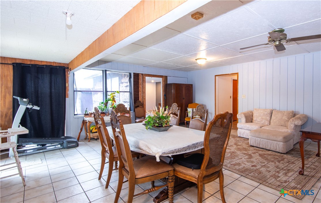 109 S Monroe Street , McGregor, TX, 76657 | 574935 | Realty Texas LLC