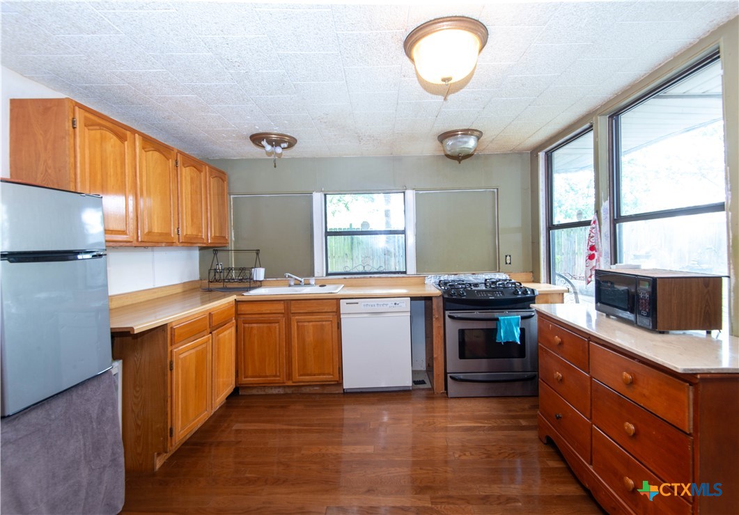 109 S Monroe Street , McGregor, TX, 76657 | 574935 | Realty Texas LLC