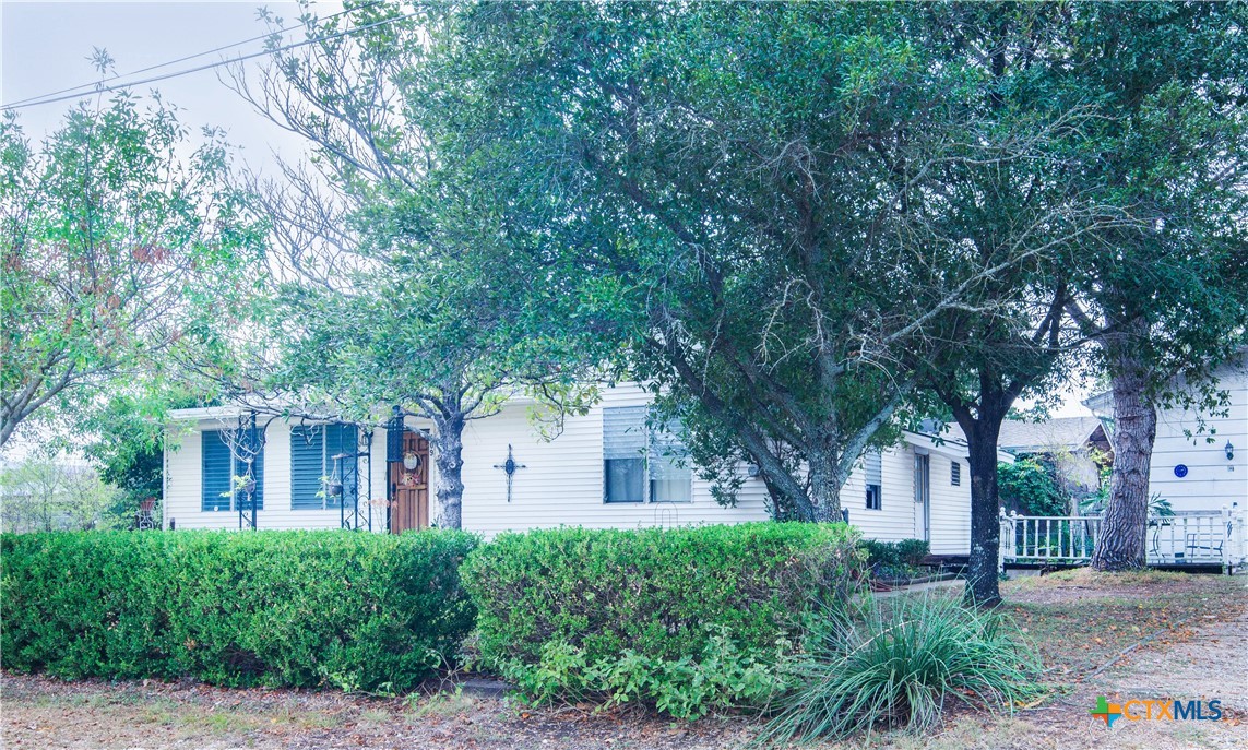 109 S Monroe Street , McGregor, TX, 76657 | 574935 | Realty Texas LLC