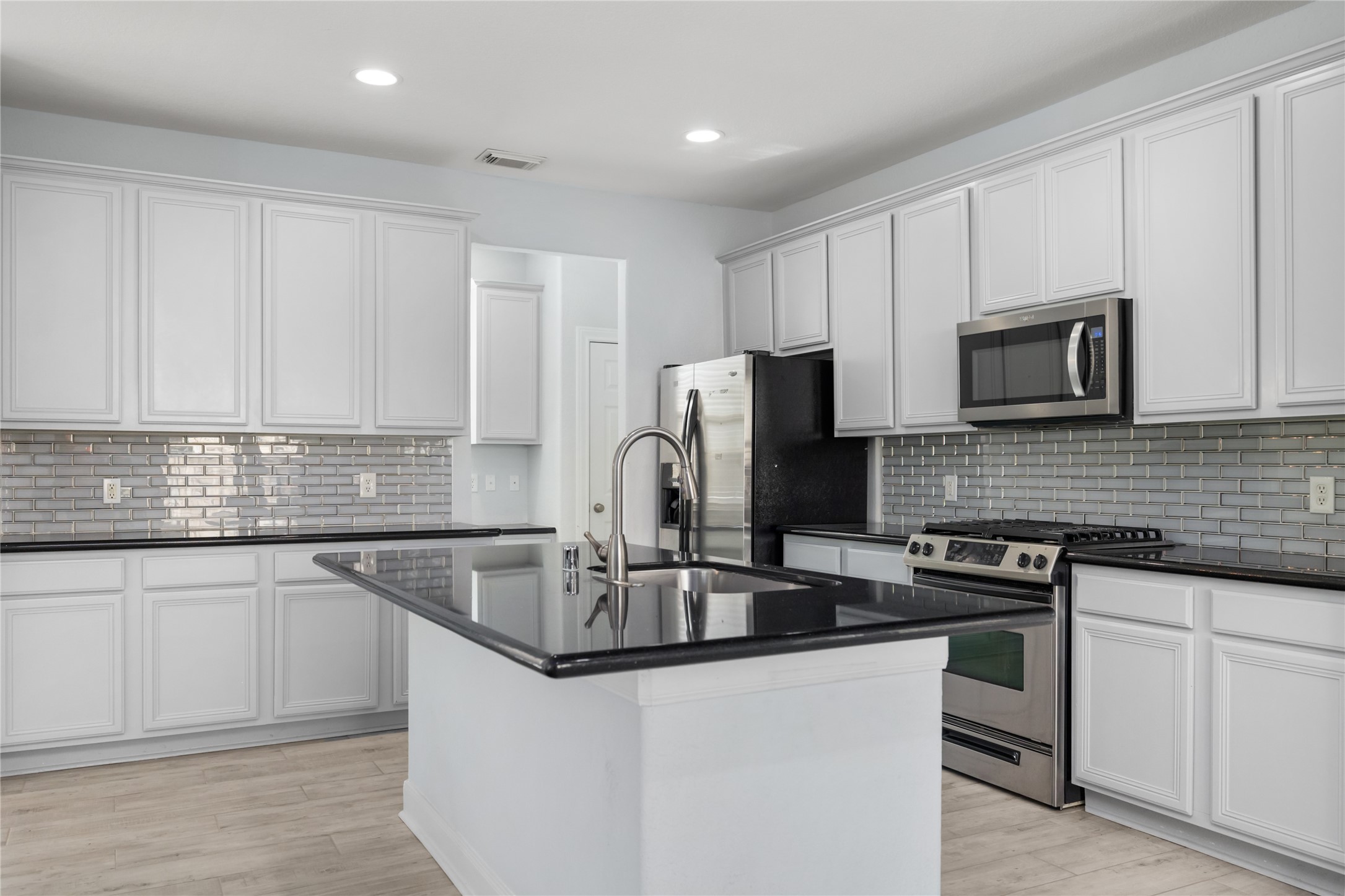 90 Panterra Way , The Woodlands, TX, 77382 | 54218715 | Realty Texas LLC