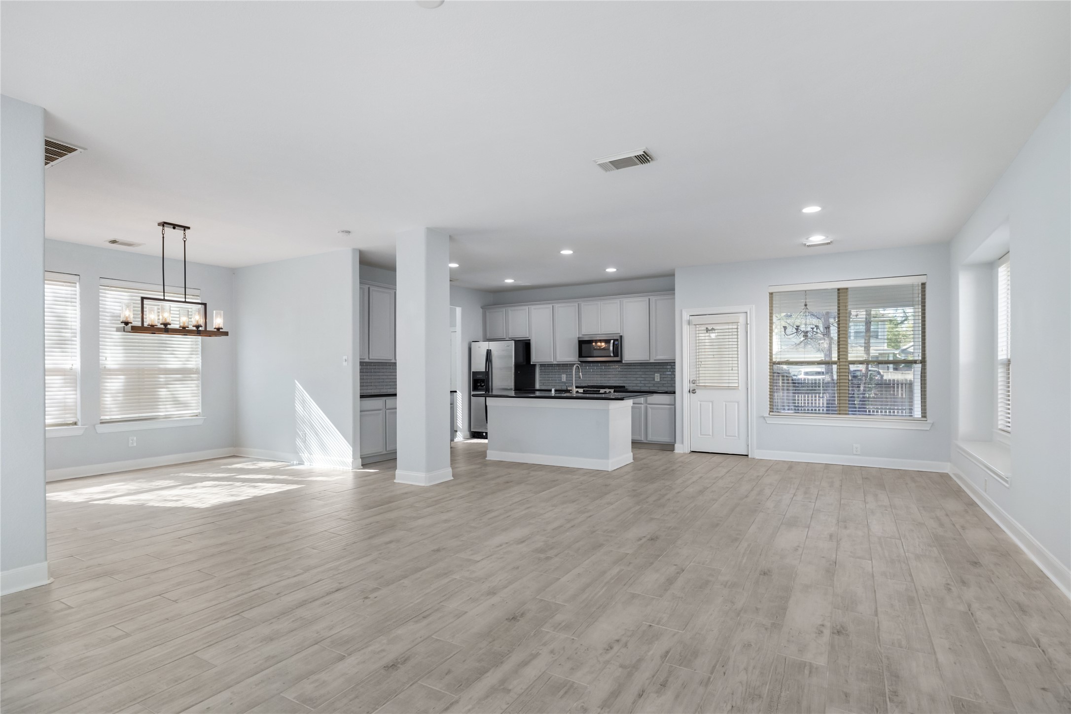 90 Panterra Way , The Woodlands, TX, 77382 | 54218715 | Realty Texas LLC
