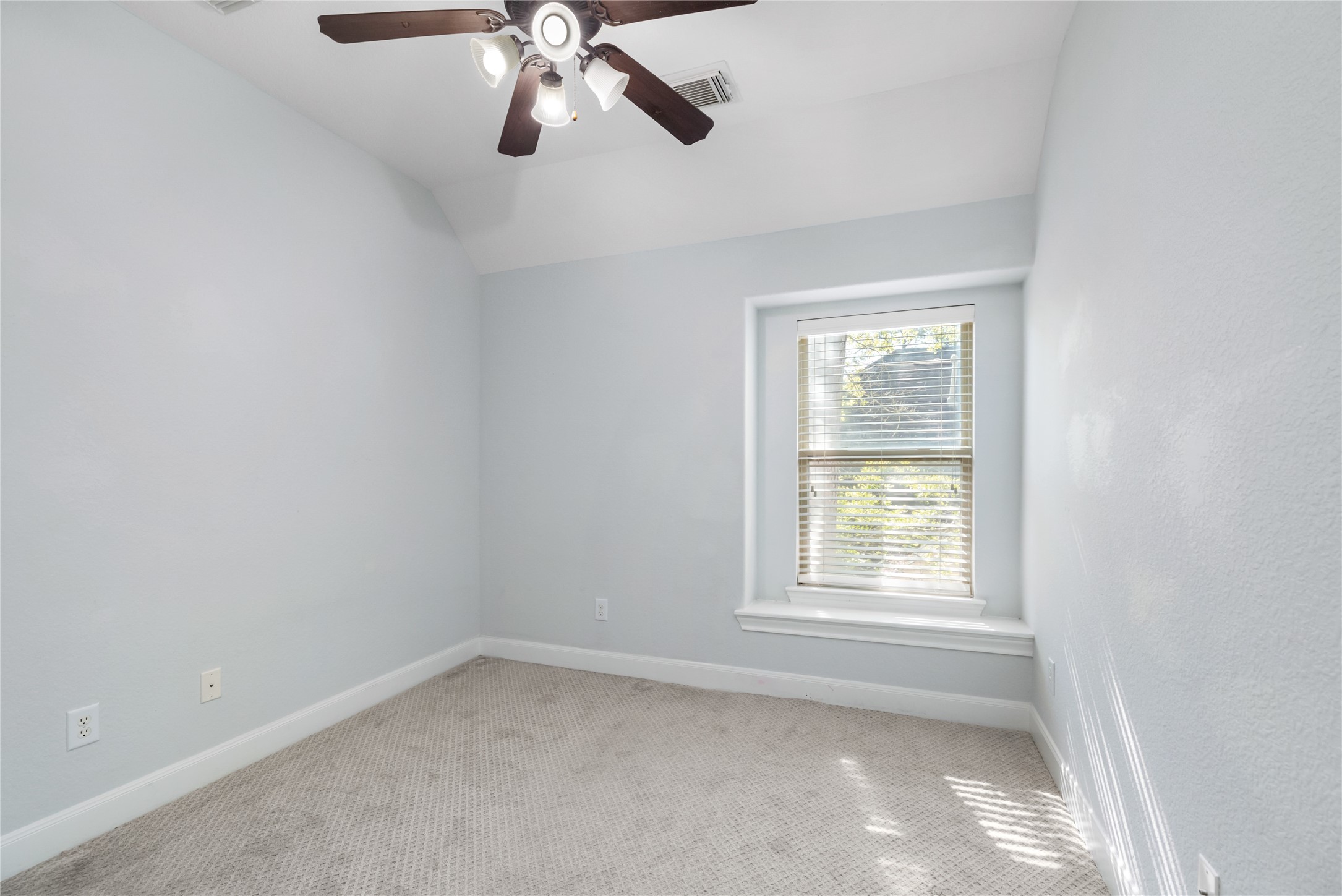 90 Panterra Way , The Woodlands, TX, 77382 | 54218715 | Realty Texas LLC