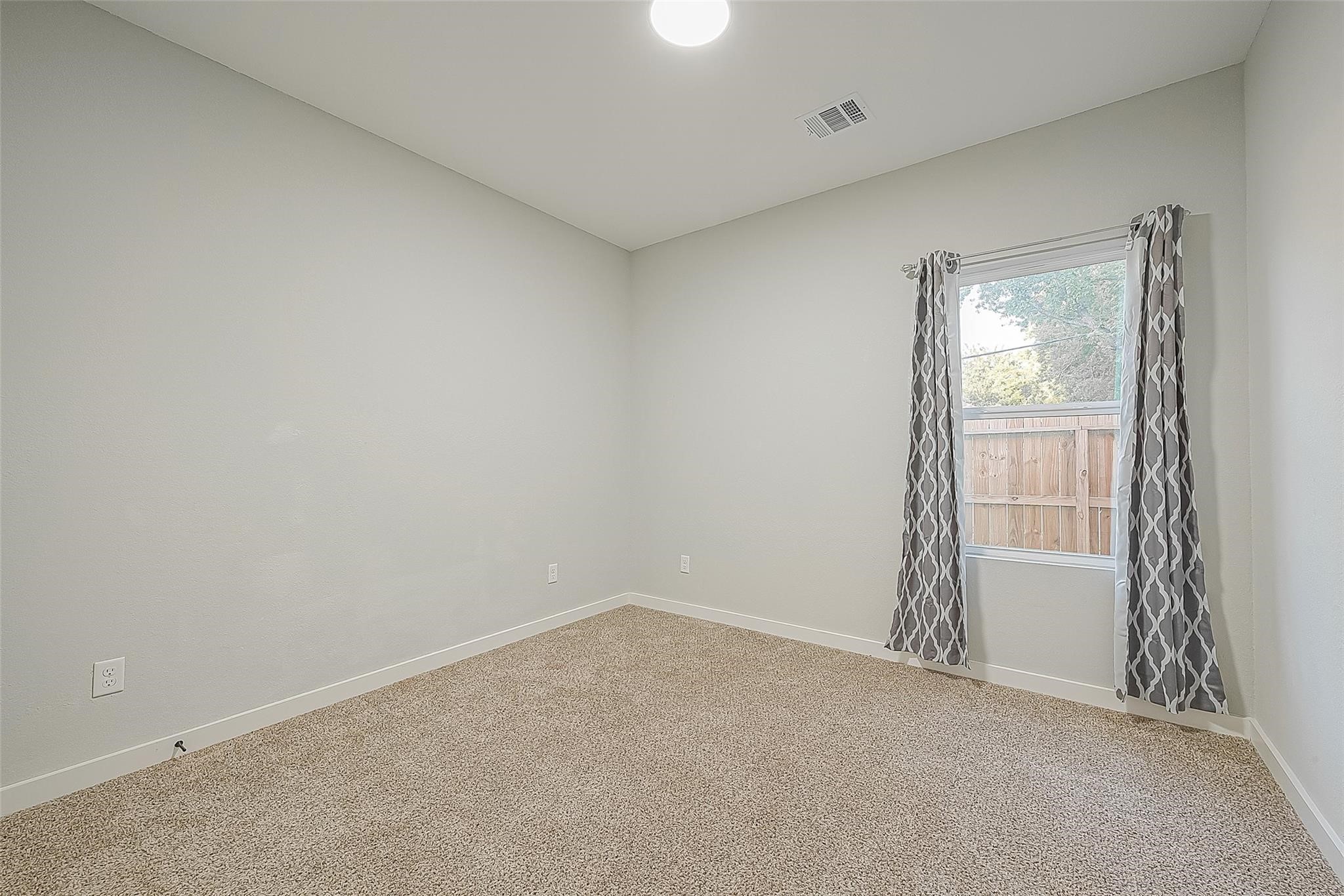 336 De Haven Street , Houston, TX, 77029 | 13102571 | Realty Texas LLC