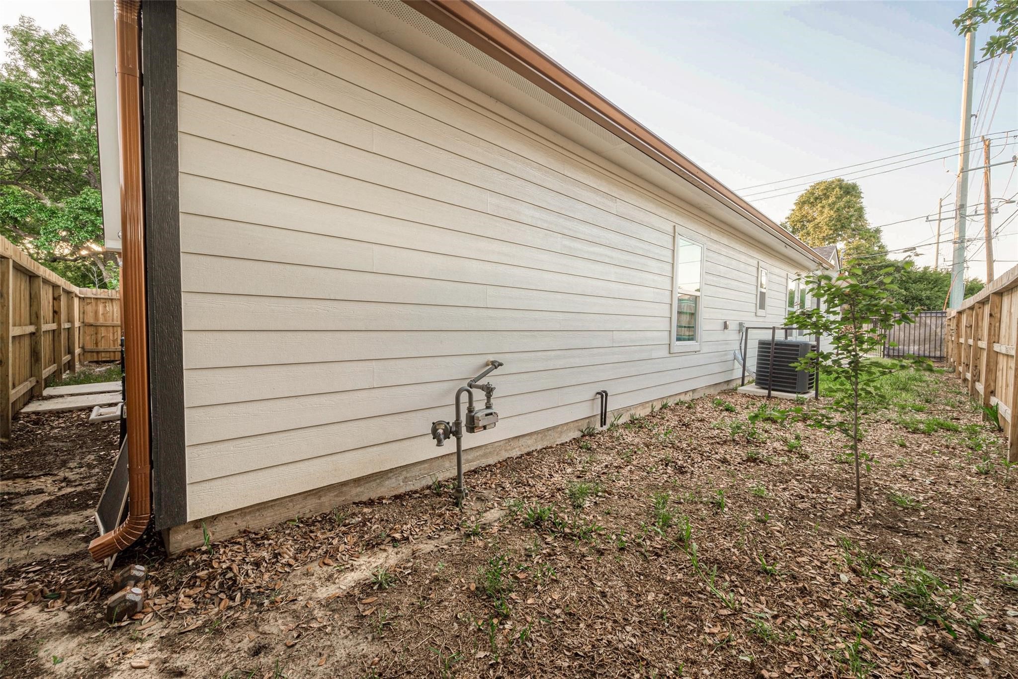 336 De Haven Street , Houston, TX, 77029 | 13102571 | Realty Texas LLC