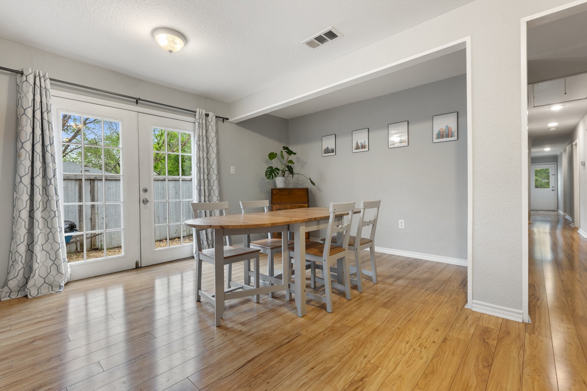 4131 Odessa Street , Dallas, TX, 75212 | 20888976 | Realty Texas LLC