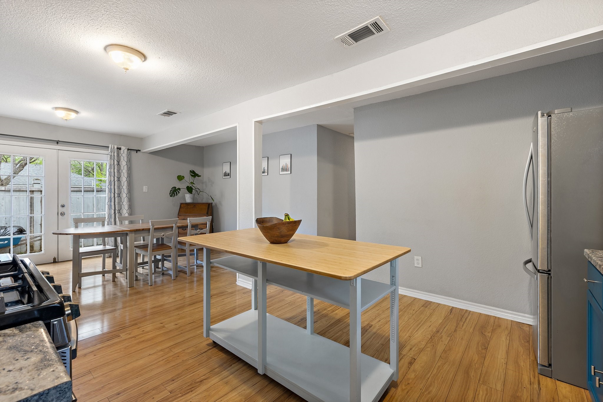 4131 Odessa Street , Dallas, TX, 75212 | 20888976 | Realty Texas LLC