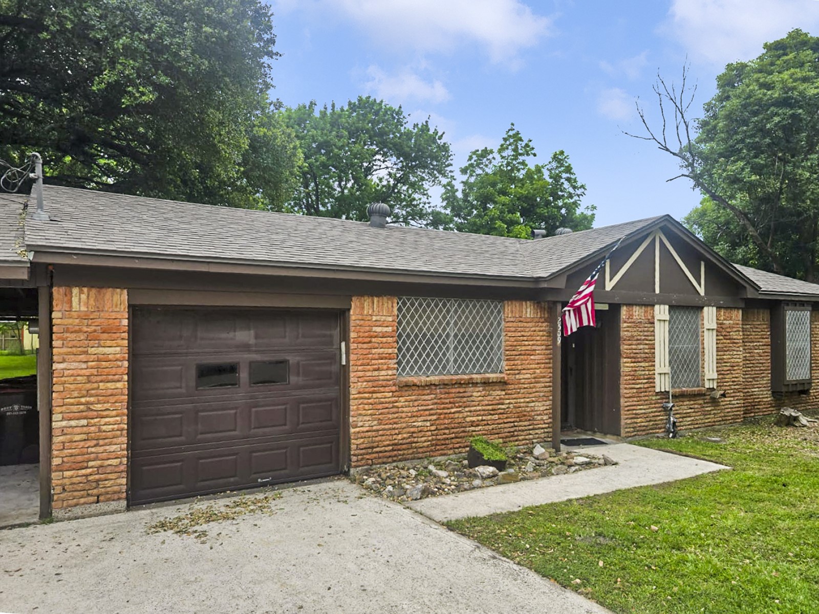 2509 Bayou Avenue , Baytown, TX, 77520 | 88110600 | Realty Texas LLC