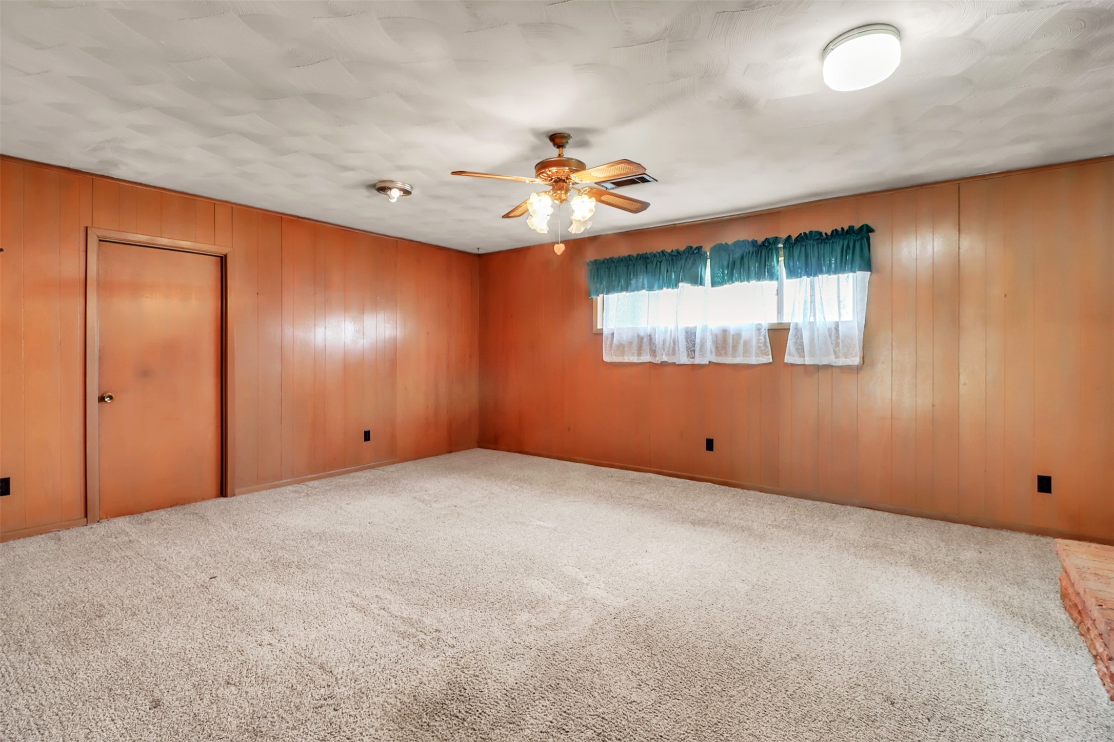 2509 Bayou Avenue , Baytown, TX, 77520 | 88110600 | Realty Texas LLC