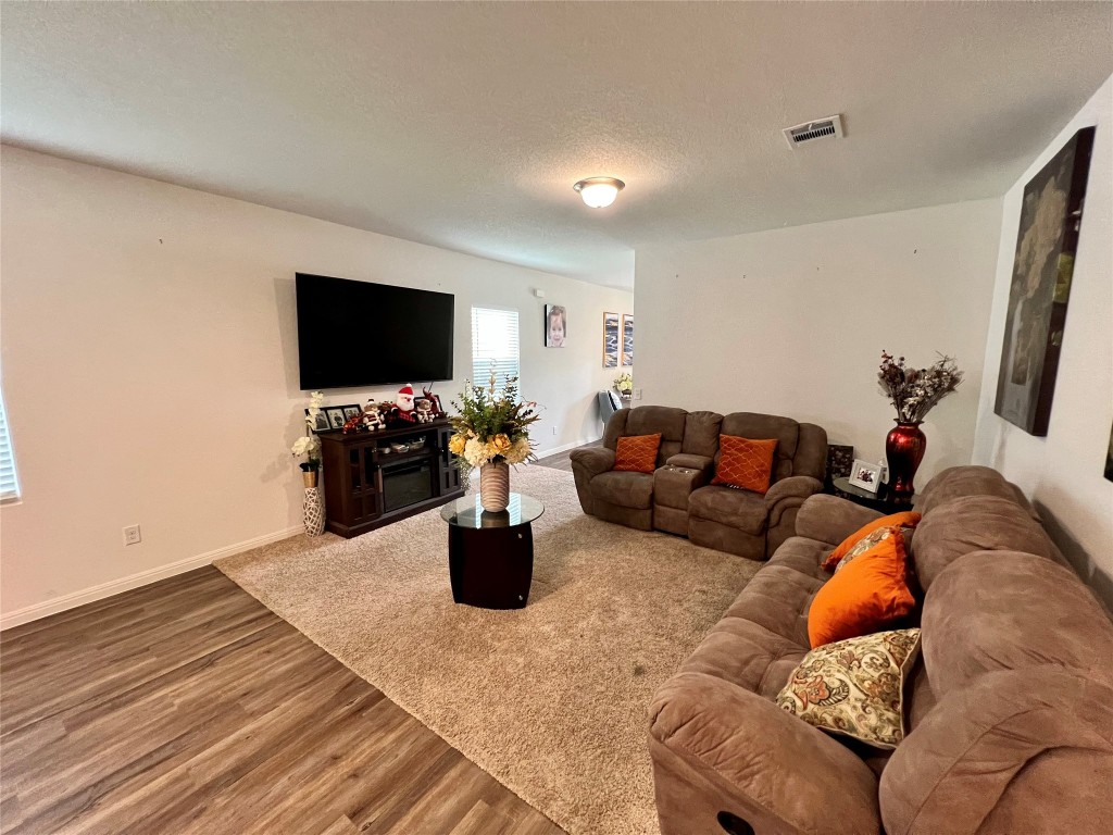19312 Caymus Drive , Pflugerville, TX, 78660 | 5801149 | Realty Texas LLC