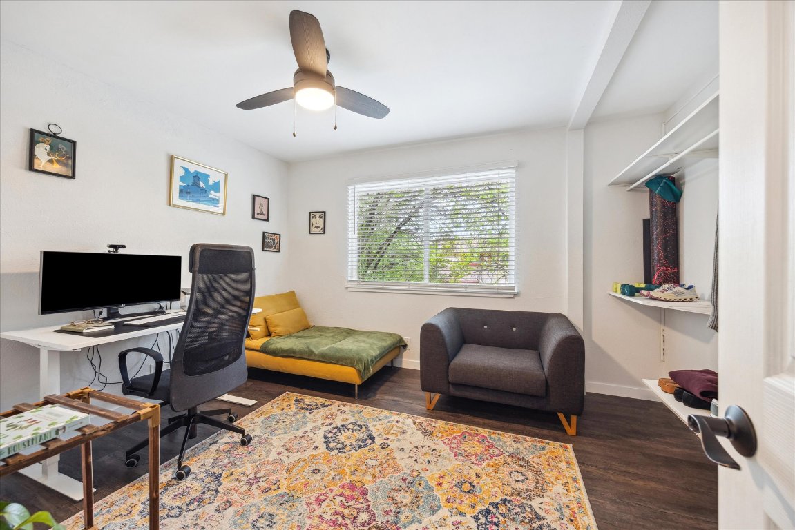 8900 Parkfield Drive B , Austin, TX, 78758 | 2476358 | Realty Texas LLC