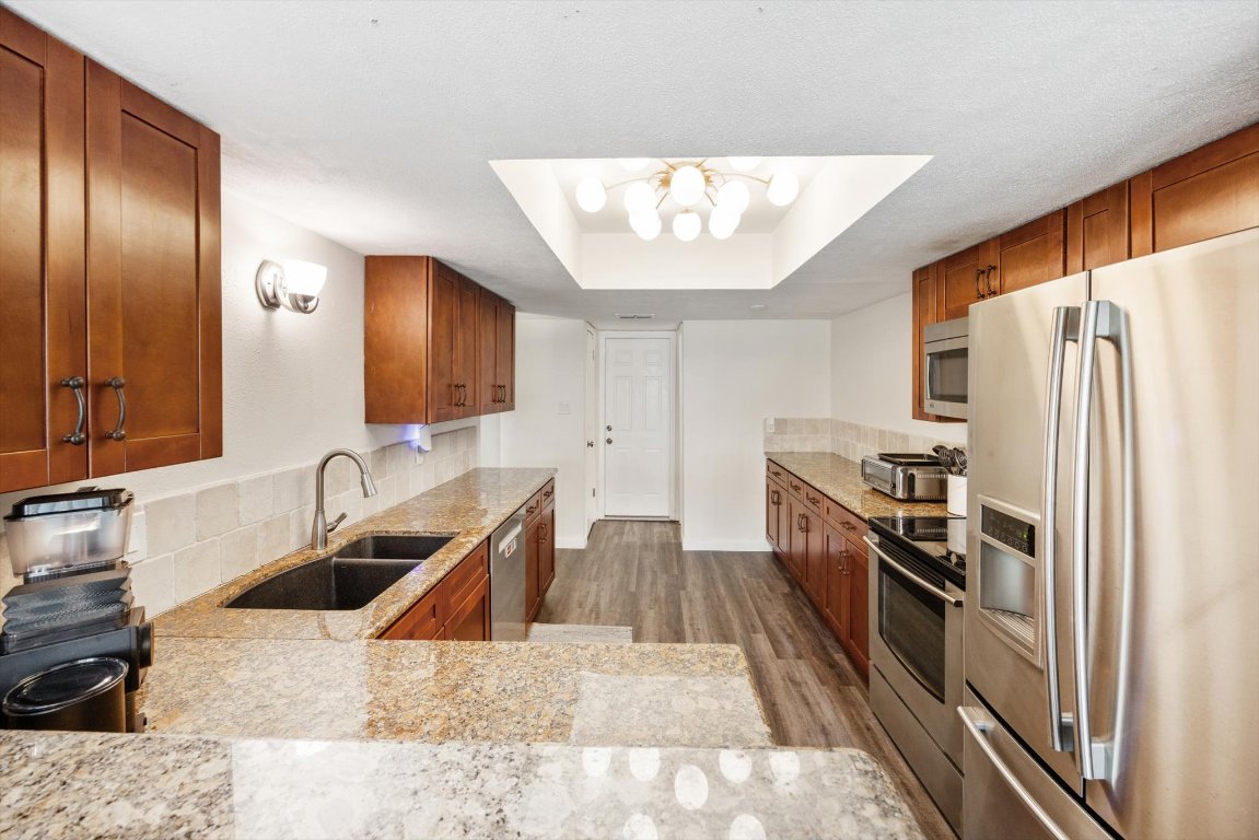 8900 Parkfield Drive B , Austin, TX, 78758 | 2476358 | Realty Texas LLC