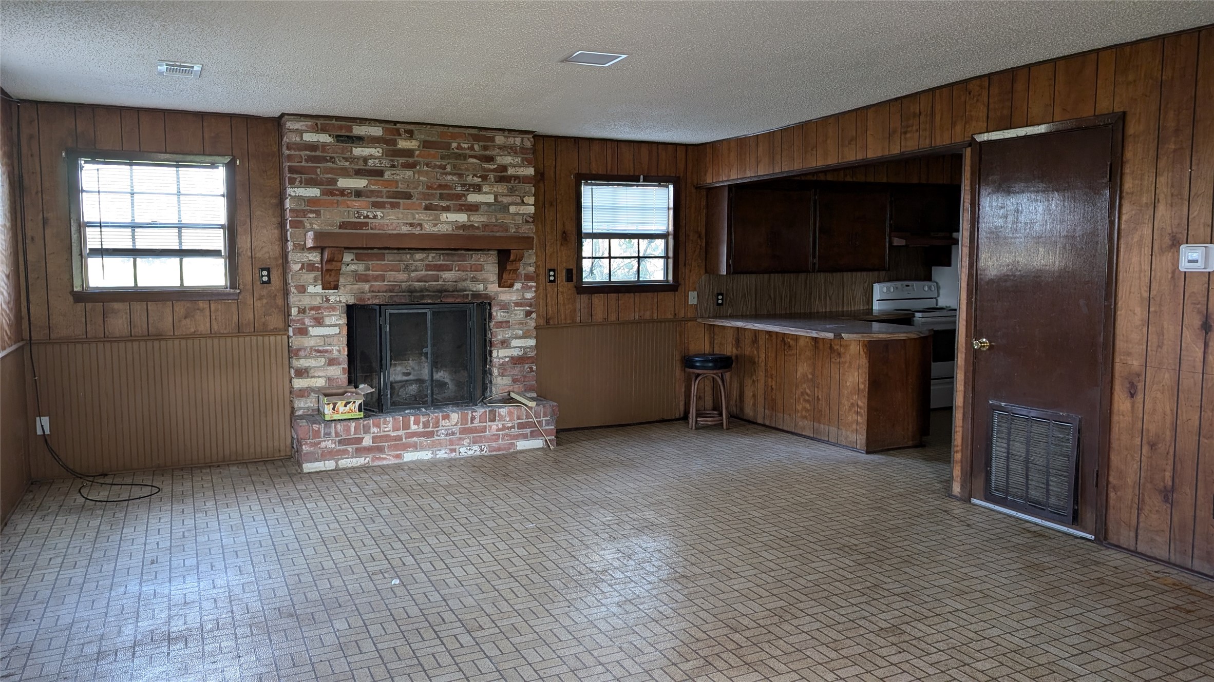 811 County Road 230 , Wharton, TX, 77488 | 24106554 | Realty Texas LLC