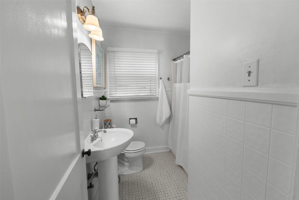 2108 Rountree Drive , Austin, TX, 78722 | 3771946 | Realty Texas LLC