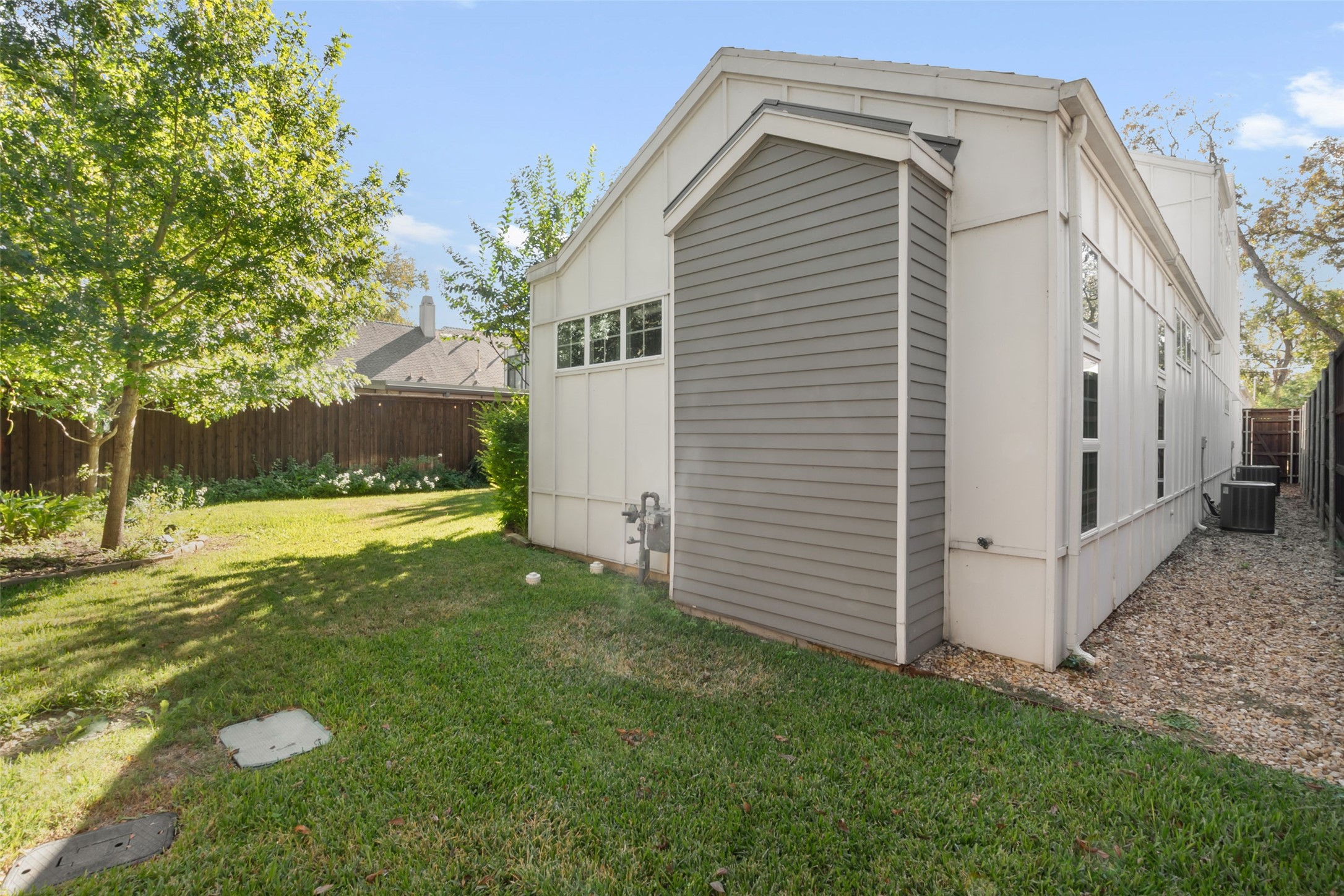2014 Lakeland Drive , Dallas, TX, 75218 | 20892058 | Realty Texas LLC