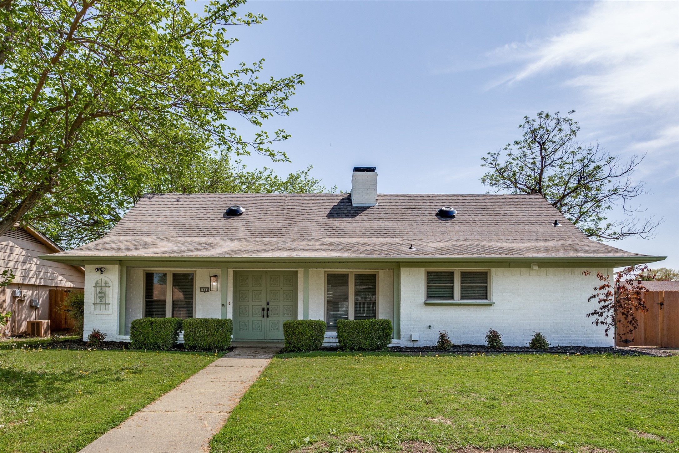 1614 Kingsbridge Drive , Garland, TX, 75044 | 20889727 | Realty Texas LLC