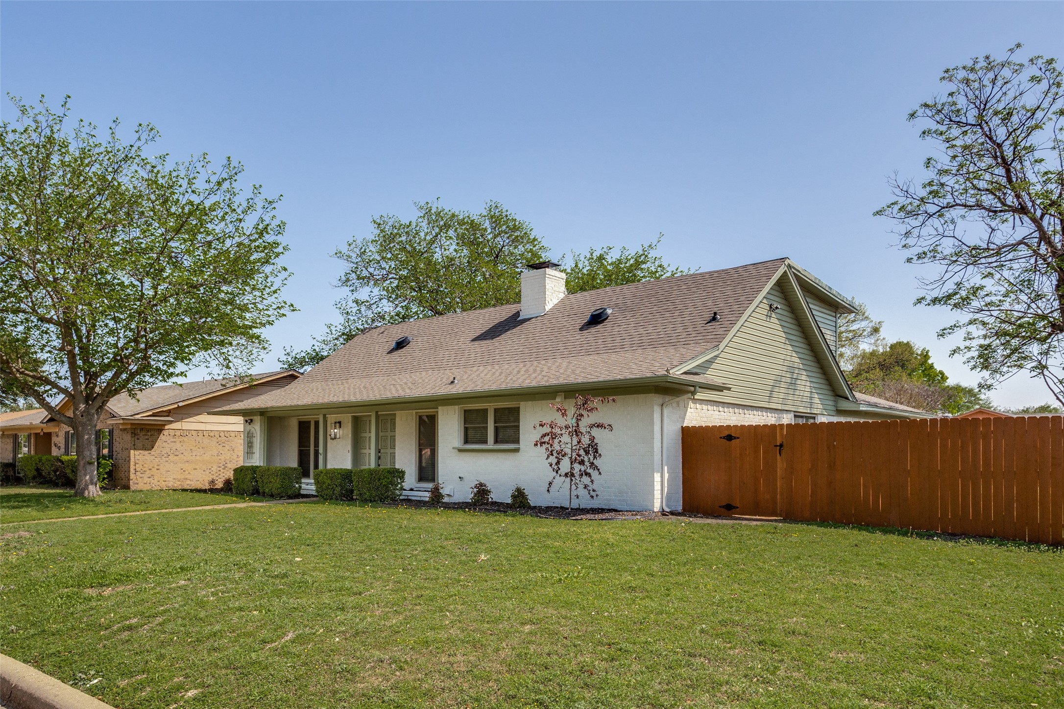 1614 Kingsbridge Drive , Garland, TX, 75044 | 20889727 | Realty Texas LLC