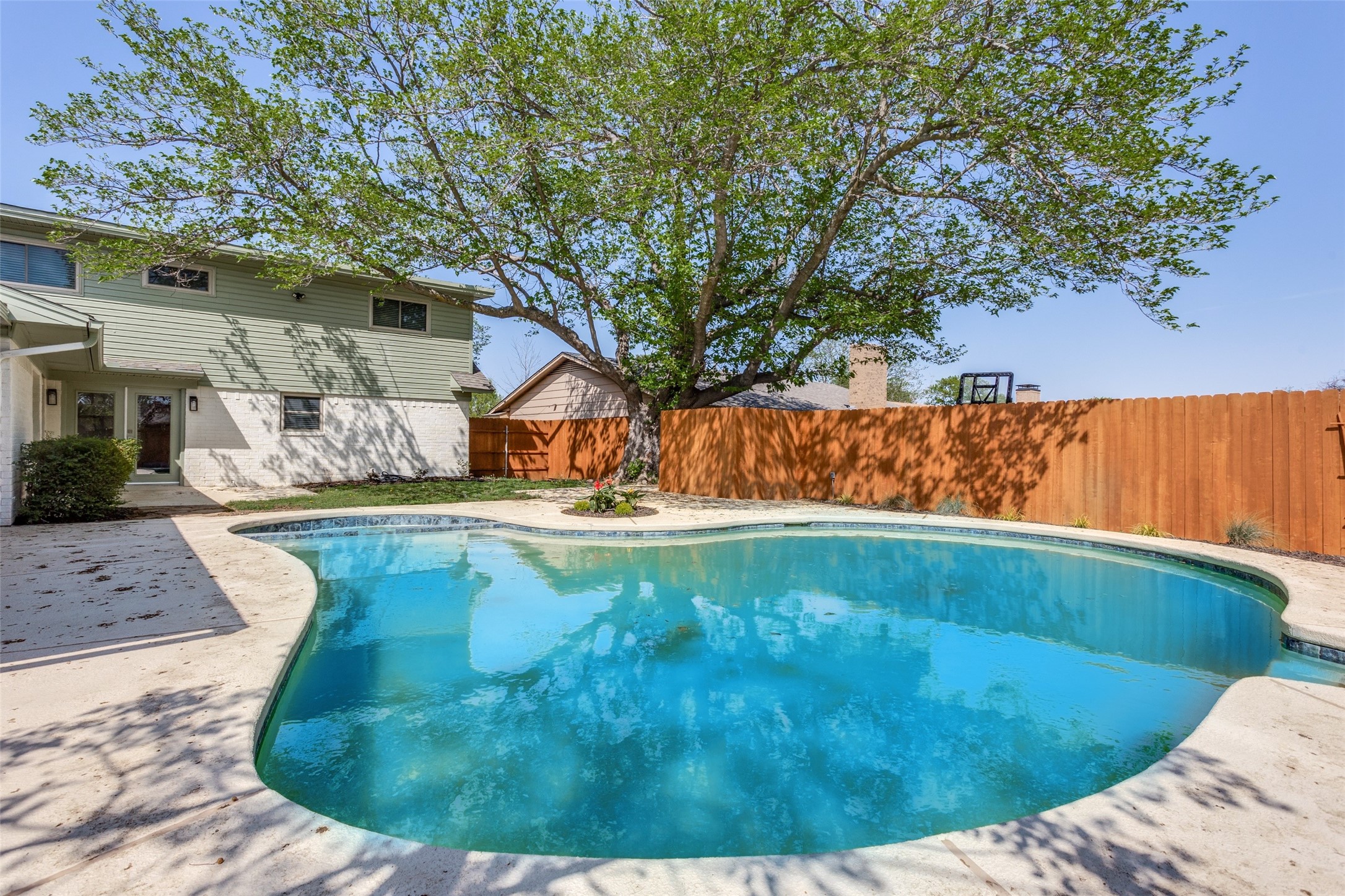 1614 Kingsbridge Drive , Garland, TX, 75044 | 20889727 | Realty Texas LLC