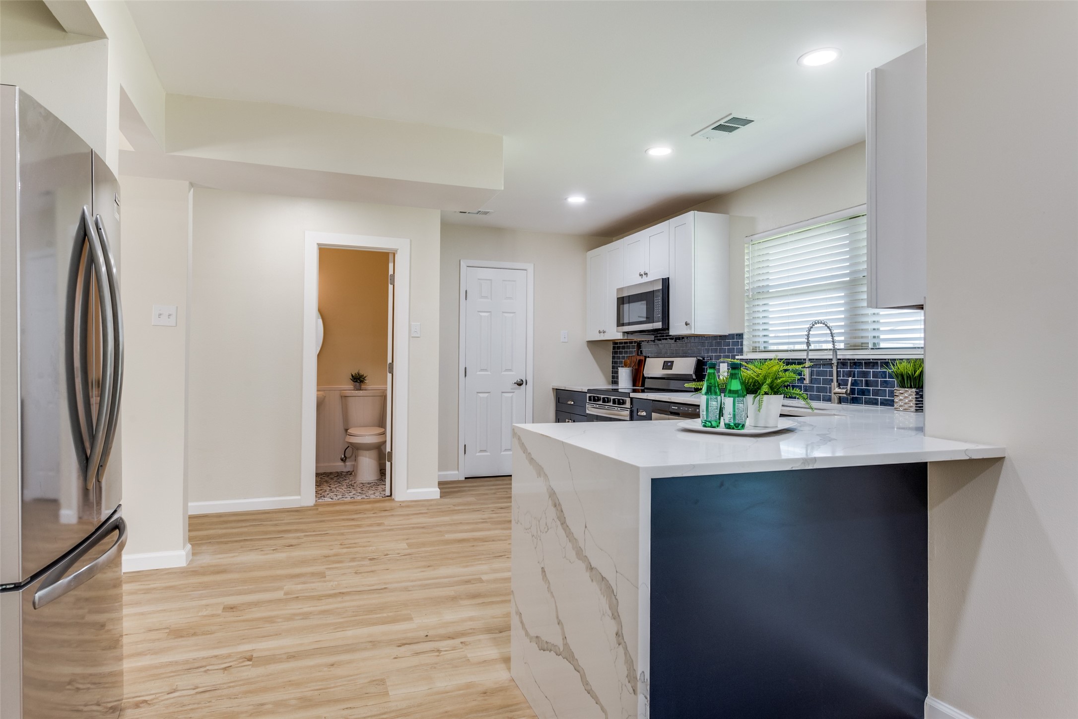 1614 Kingsbridge Drive , Garland, TX, 75044 | 20889727 | Realty Texas LLC