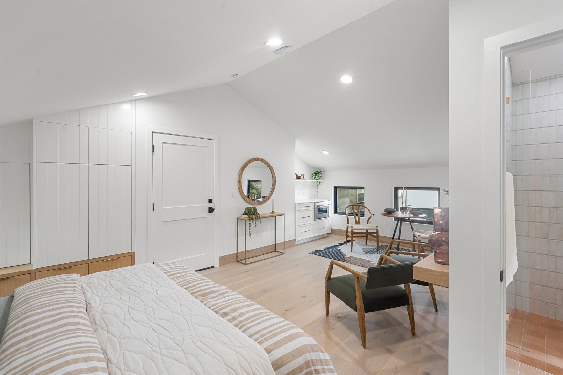 1106 W Monroe Street , Austin, TX, 78704 | 7408168 | Realty Texas LLC