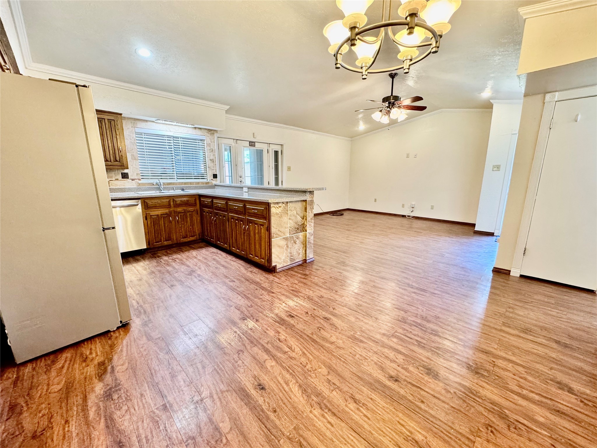 723 Royal Crest Drive , Richardson, TX, 75081 | 20892420 | Realty Texas LLC