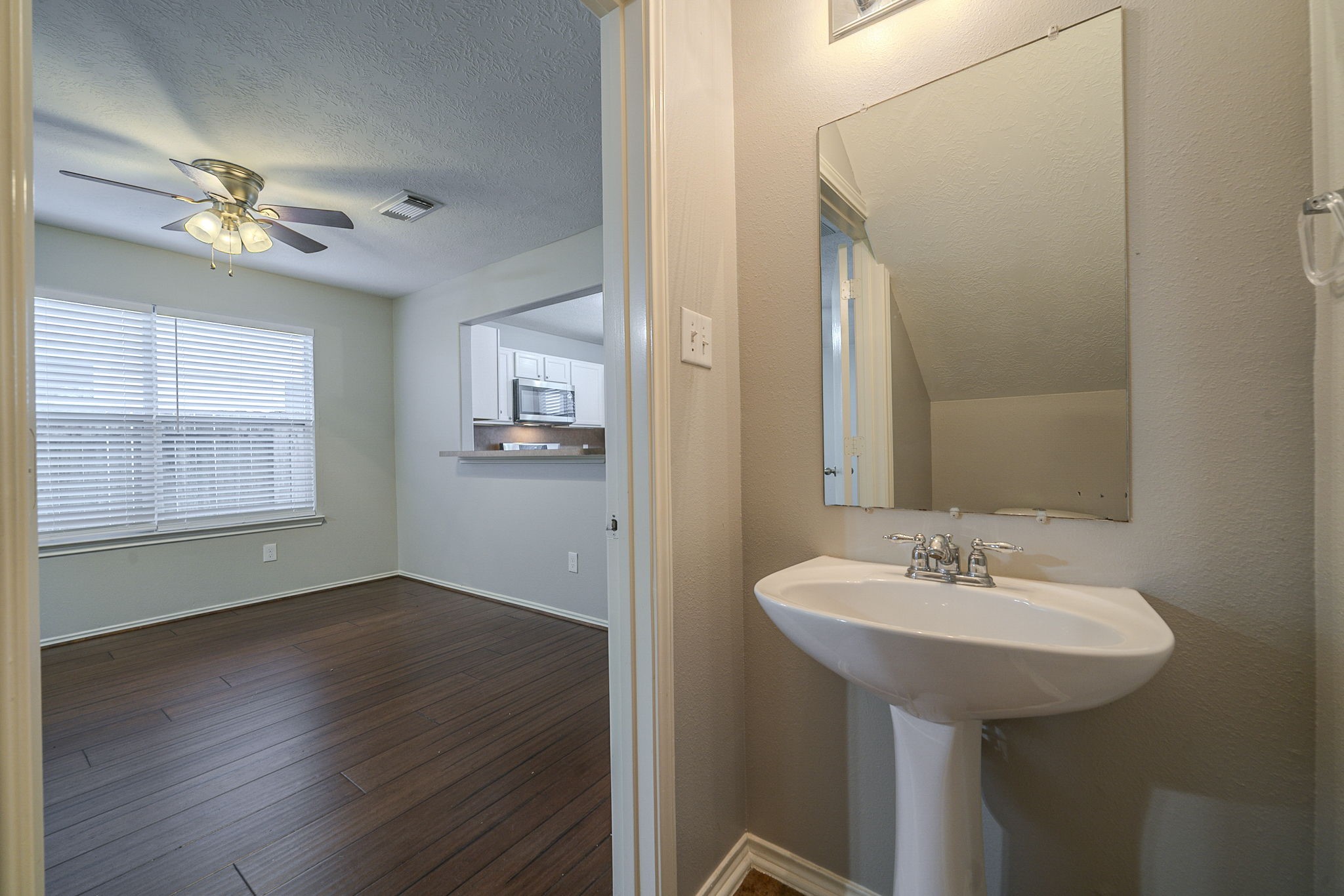 1402 Rising Springs Lane , Houston, TX, 77073 | 18747174 | Realty Texas LLC