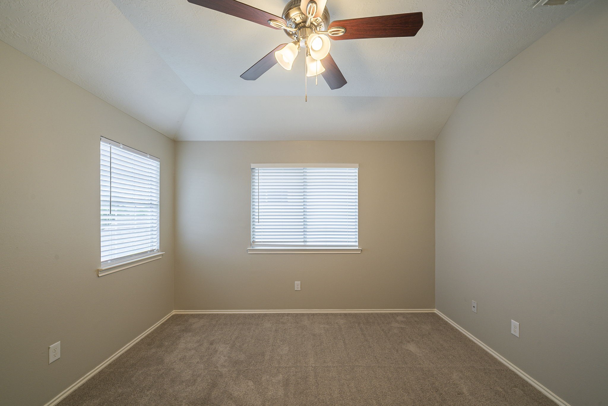 1402 Rising Springs Lane , Houston, TX, 77073 | 18747174 | Realty Texas LLC