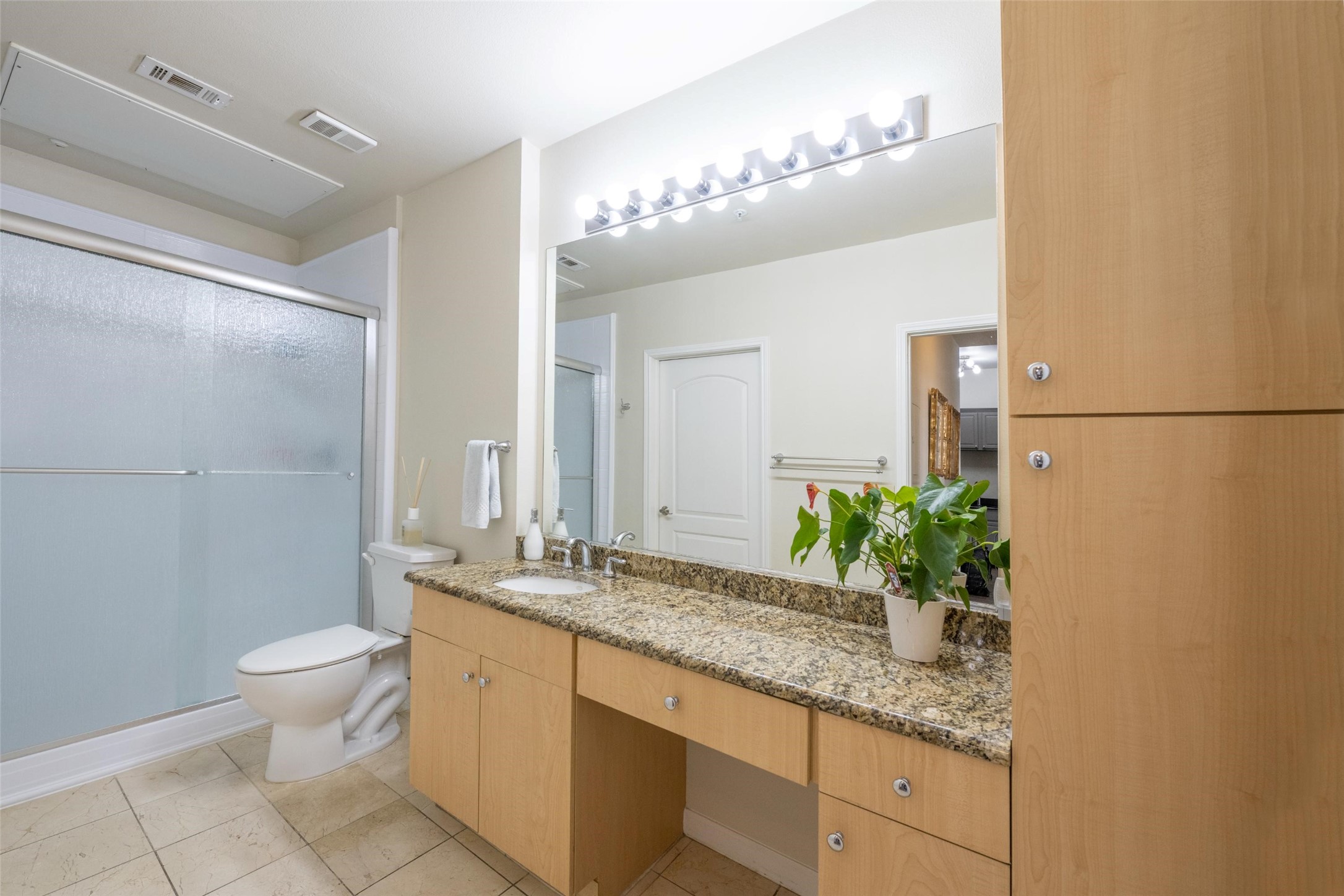 3225 Turtle Creek Boulevard 1214 , Dallas, TX, 75219 | 20884504 | Realty Texas LLC