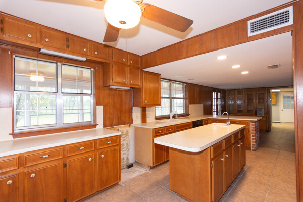 2401 Spanish Oak Trail , Round Rock, TX, 78681 | 2981730 | Realty Texas LLC