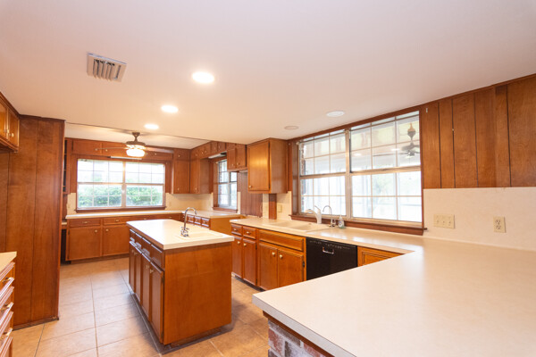 2401 Spanish Oak Trail , Round Rock, TX, 78681 | 2981730 | Realty Texas LLC