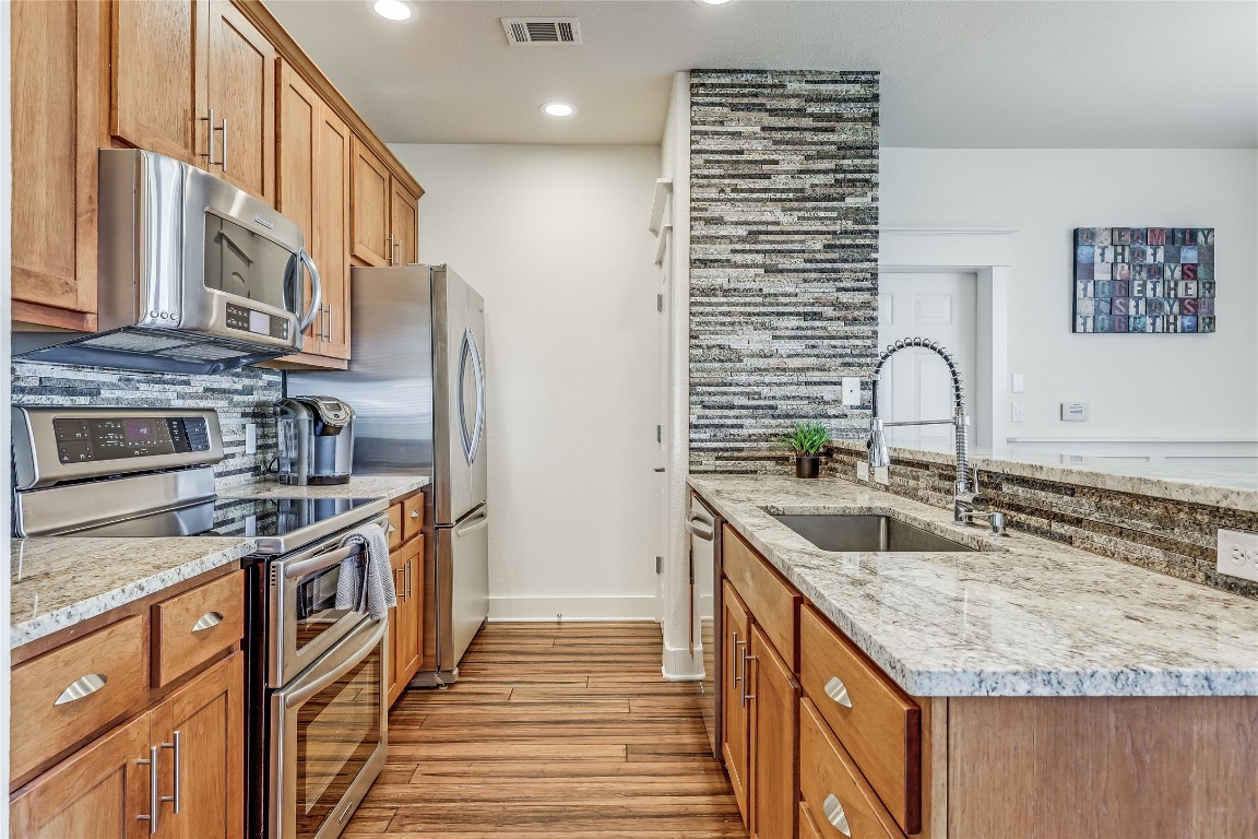 17732 Edgewood Way 101 , Jonestown, TX, 78645 | 7695764 | Realty Texas LLC
