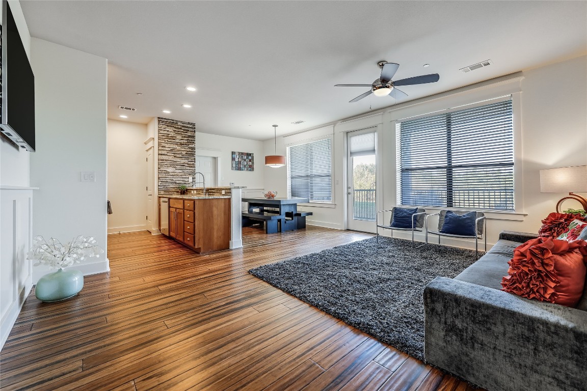 17732 Edgewood Way 101 , Jonestown, TX, 78645 | 7695764 | Realty Texas LLC