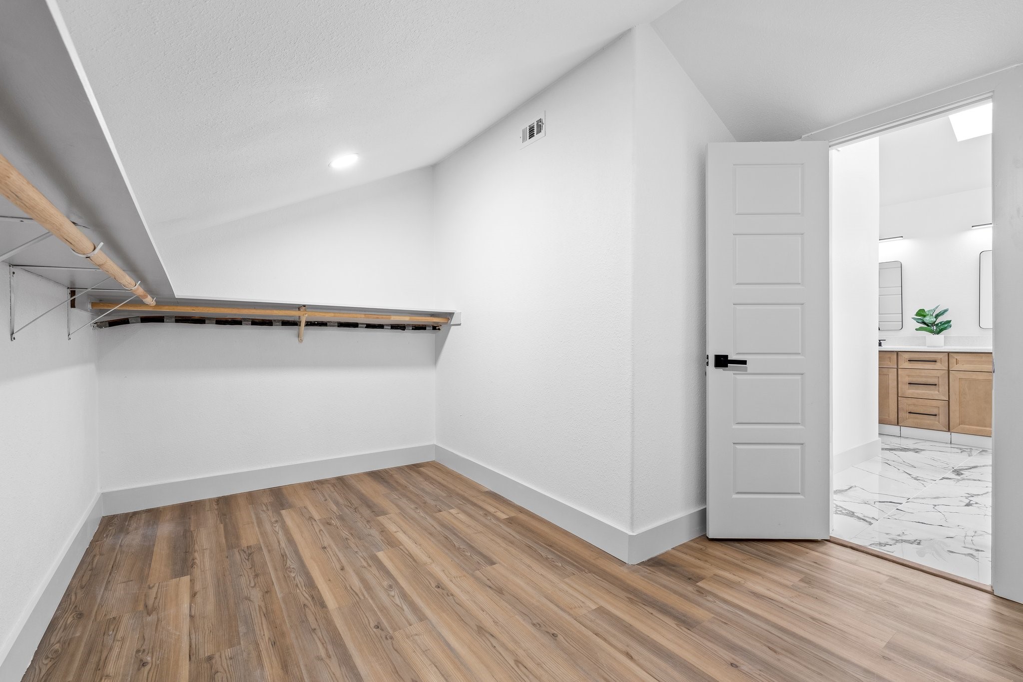 752 Via Miramonte , Mesquite, TX, 75150 | 20887912 | Realty Texas LLC