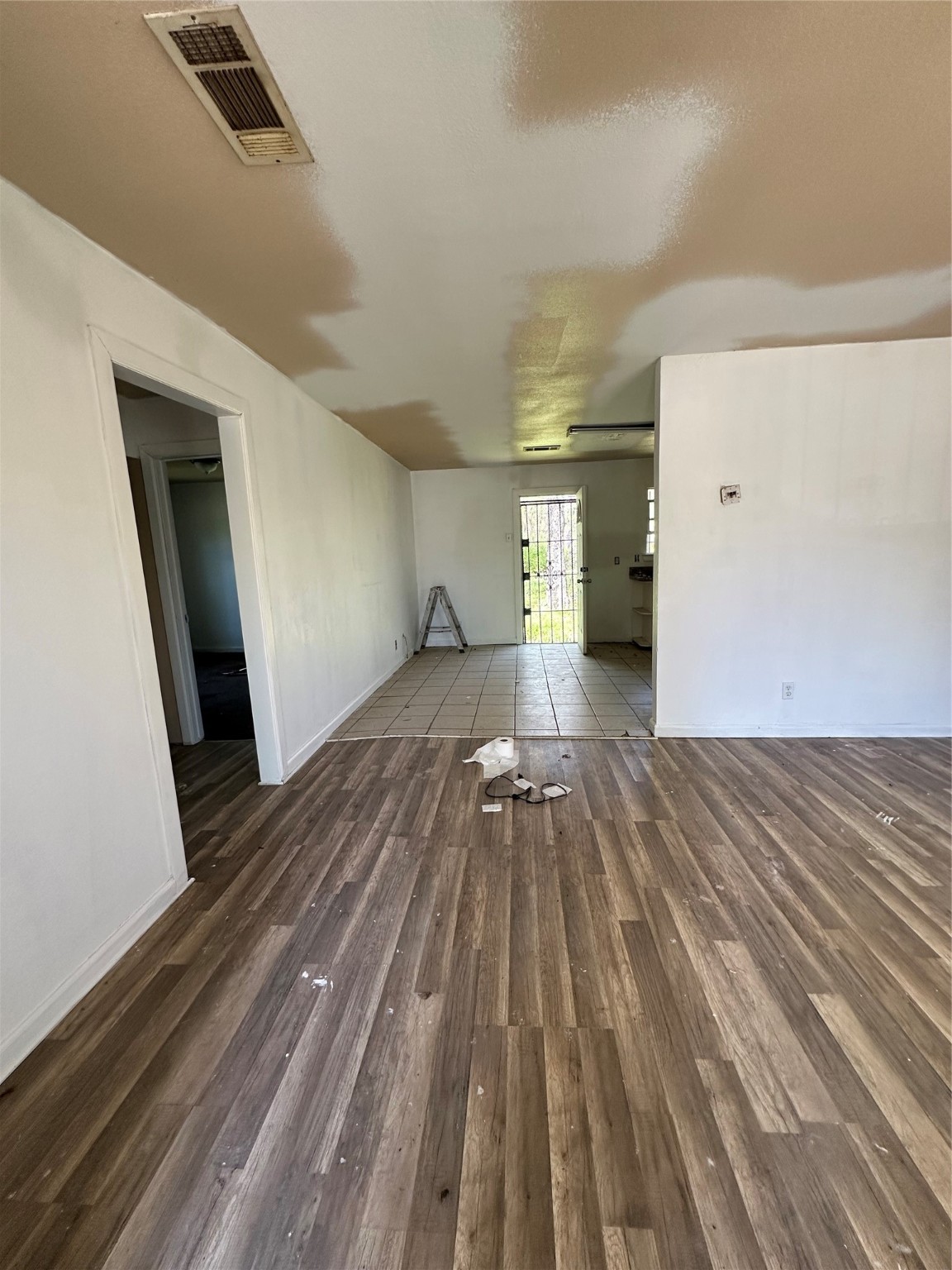 2715 Prosperity Avenue , Dallas, TX, 75216 | 20892604 | Realty Texas LLC