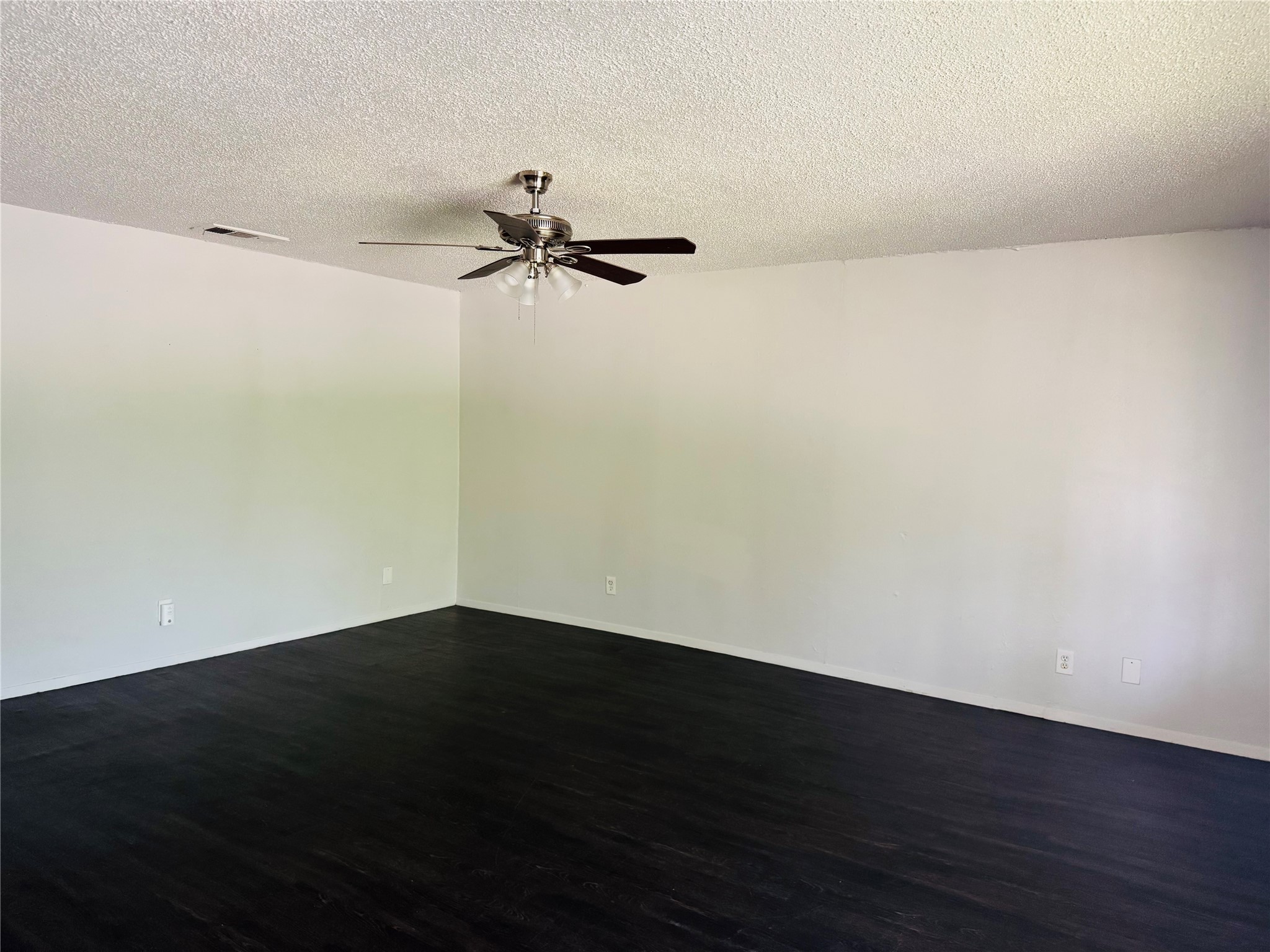 3016 Tudor Lane , Irving, TX, 75060 | 20893227 | Realty Texas LLC