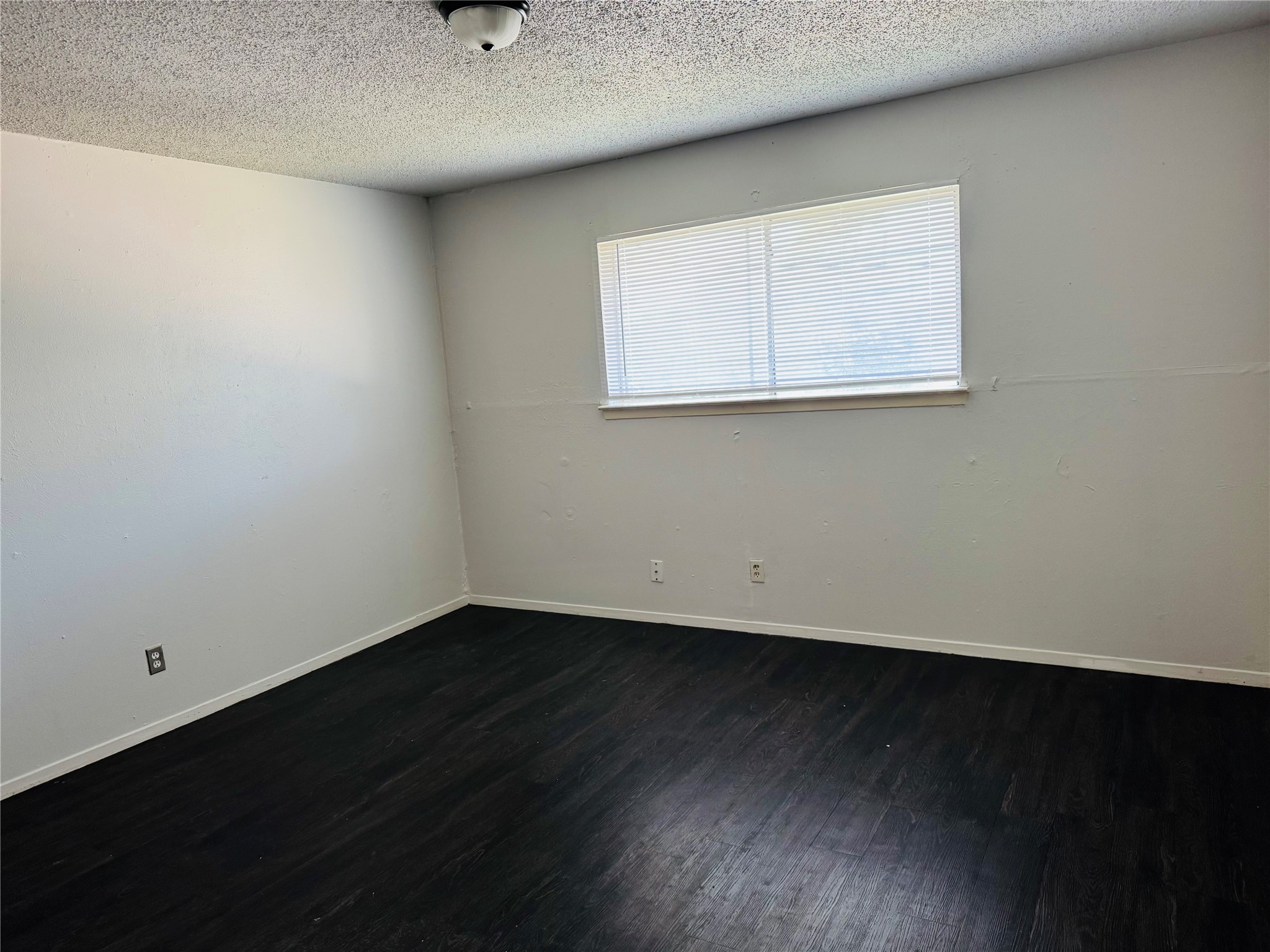 3016 Tudor Lane , Irving, TX, 75060 | 20893227 | Realty Texas LLC