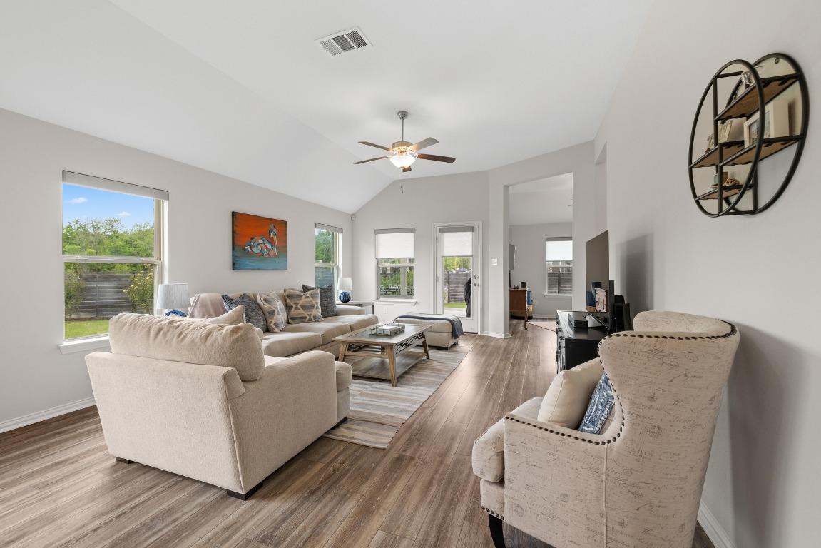 608 Roaming Drive , Hutto, TX, 78634 | 7650922 | Realty Texas LLC