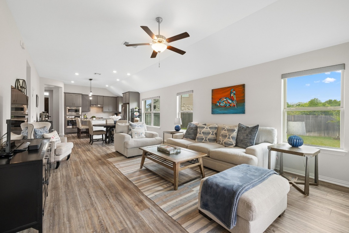 608 Roaming Drive , Hutto, TX, 78634 | 7650922 | Realty Texas LLC