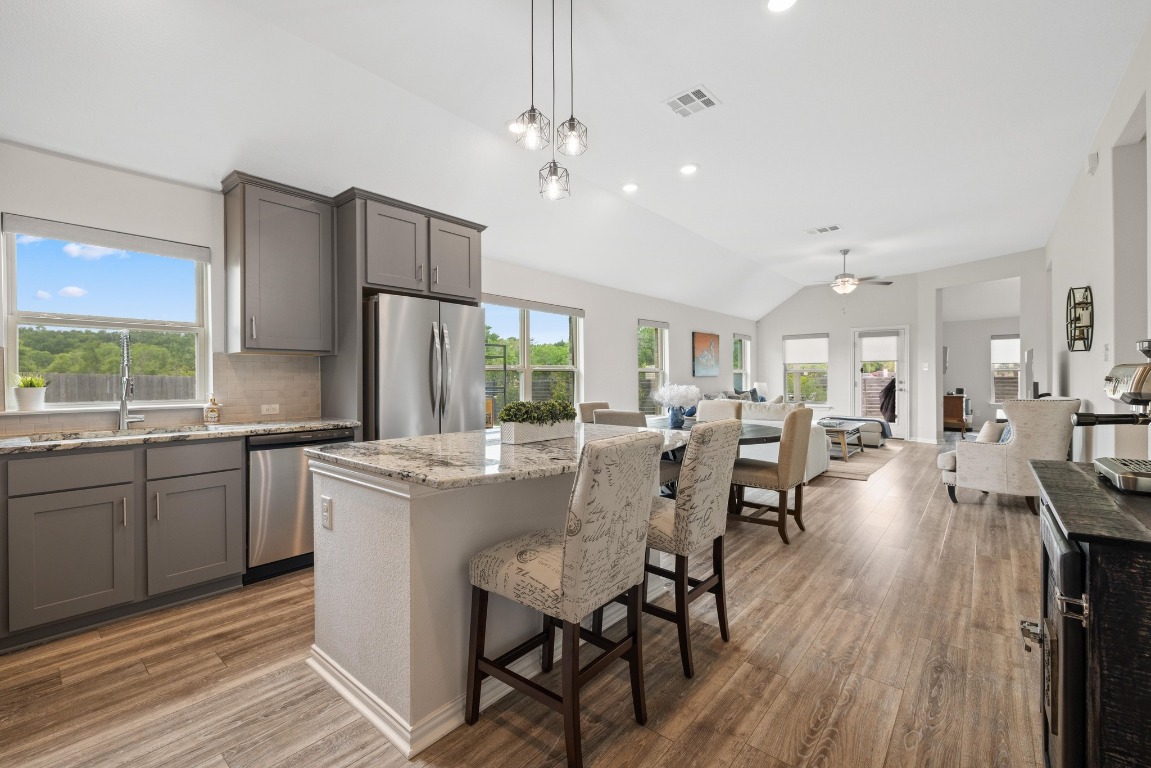 608 Roaming Drive , Hutto, TX, 78634 | 7650922 | Realty Texas LLC