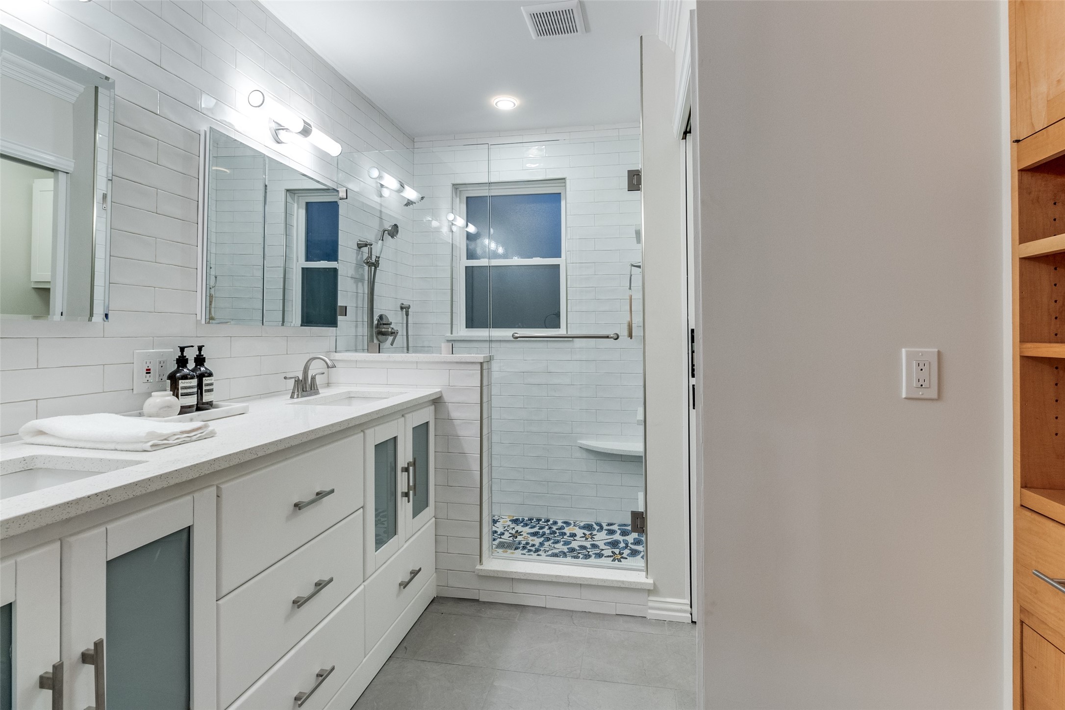 5322 Denton Drive , Dallas, TX, 75235 | 20890691 | Realty Texas LLC