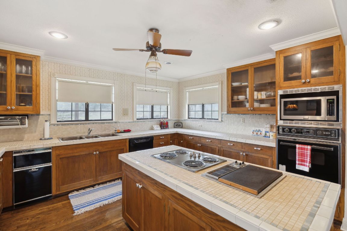 27846 Natural Bridge Caverns Road , San Antonio, TX, 78266 | 3146237 | Realty Texas LLC