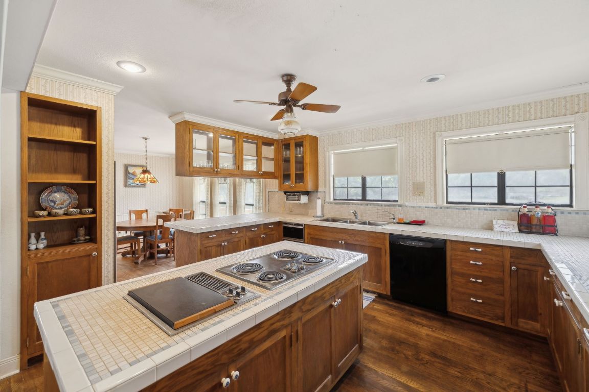 27846 Natural Bridge Caverns Road , San Antonio, TX, 78266 | 3146237 | Realty Texas LLC